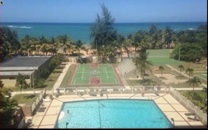 Enchanted 17 Jewel Beachfront Luquillo -Pool Exterior foto